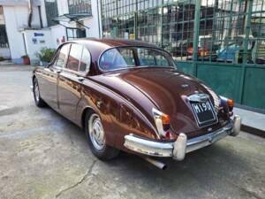 Image 12/43 de Daimler 2.5 Litre V8 (1964)