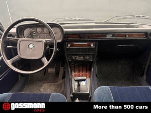 Bild 10/15 von BMW 3,3 L (1974)