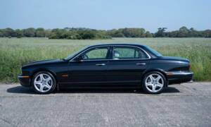 Bild 2/9 von Jaguar XJR Super V8 (2004)