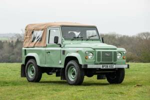 Image 1/39 of Land Rover Defender 90 TD4 (2008)