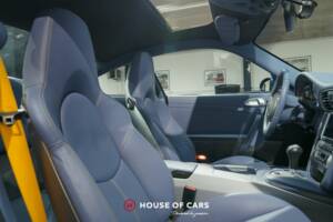 Bild 17/23 von Porsche 911 Carrera 4S (2006)