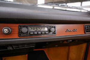 Afbeelding 31/41 van Audi 80 S/LS (1976)