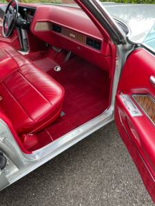 Image 56/90 of Cadillac Sedan DeVille (1970)