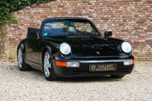 Image 36/50 de Porsche 911 Carrera 2 (1991)