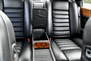 Bild 42/50 von Bentley Continental R (1996)
