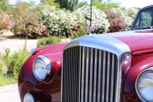 Image 13/81 of Bentley S 1 (1959)