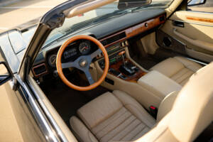 Image 37/37 de Jaguar XJ-S Convertible (1989)