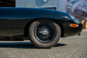 Image 14/29 de Jaguar Type E 3.8 (1961)