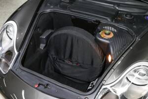 Image 14/23 of Porsche Boxster S (2001)
