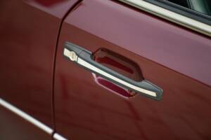 Image 15/50 of Mercedes-Benz 300 CE-24 (1991)