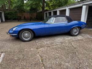 Image 4/32 de Jaguar Type E V12 (1973)
