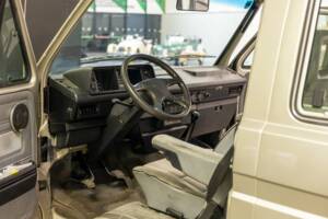 Bild 17/20 von Volkswagen T3 Caravelle wbx6 3.2 Oettinger (1991)