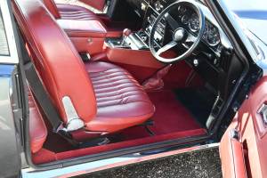 Image 10/16 of Aston Martin V8 (1976)