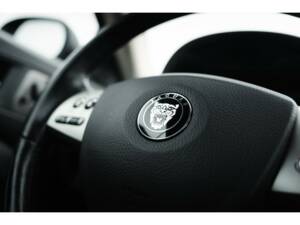 Bild 19/33 von Jaguar XKR (2008)
