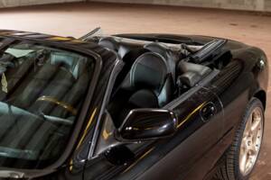 Bild 25/55 von Jaguar XKR (2000)