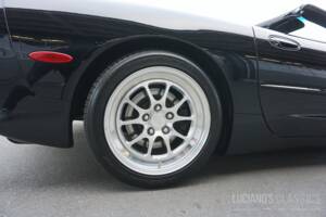 Image 27/48 of Chevrolet Corvette (1998)