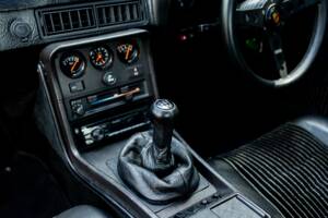Image 10/50 de Porsche 924 S (1986)