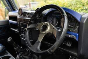 Image 29/43 of Land Rover Defender 90 (2010)