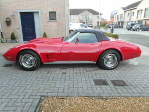 Image 6/8 of Chevrolet Corvette Stingray (1975)