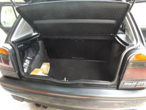 Bild 22/50 von Volkswagen Golf III 2.0 16V GTI (1993)
