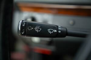 Image 29/50 of Mercedes-Benz 300 CE-24 (1991)