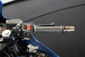 Bild 44/50 von Yamaha FZ 750 (1986)