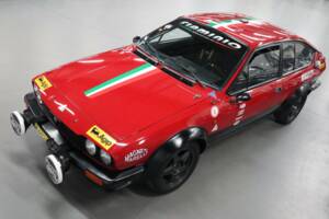 Bild 6/46 von Alfa Romeo GTV 2.0 (1982)