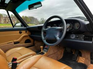 Bild 41/54 von Porsche 911 Targa (1997)