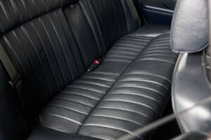 Bild 46/50 von Jaguar XJ 6 L 4.2 (1974)