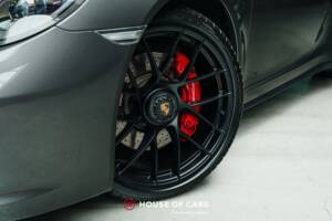 Image 11/25 of Porsche 911 Carrera 4 GTS (2017)