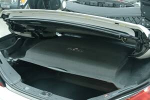 Image 28/50 of Mercedes-Benz SL 55 AMG (2003)