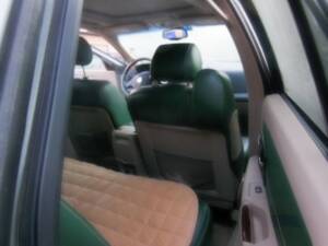 Image 4/15 of Cadillac SRX 4.6 (2006)