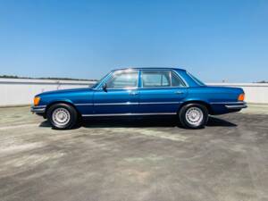 Image 5/15 of Mercedes-Benz 450 SEL 6,9 (1975)