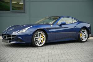 Image 11/50 of Ferrari California T (2015)