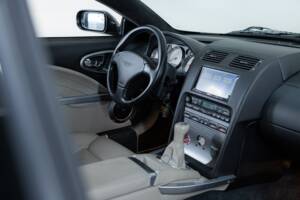 Image 21/31 de Aston Martin V12 Vanquish (2004)