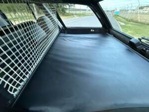 Image 19/24 of Mercedes-Benz E 320 T (1996)