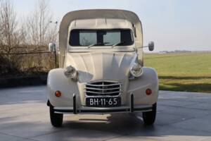 Image 3/52 de Citroën AK 400 (1971)