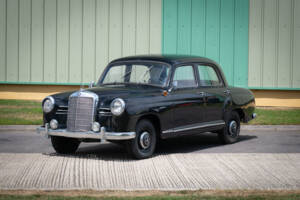 Image 8/30 de Mercedes-Benz 180 (1955)