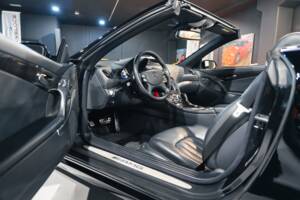 Image 22/31 of Mercedes-Benz SL 55 AMG (2003)