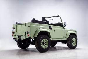 Bild 15/36 von Land Rover 90 (1987)