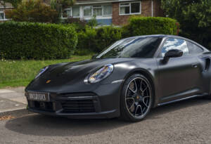 Image 10/33 of Porsche 911 Turbo S (2023)