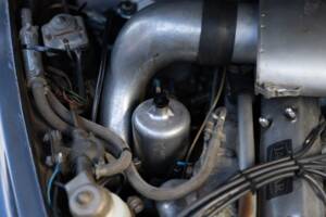 Image 10/50 de Jaguar Mk II 3.8 (1966)