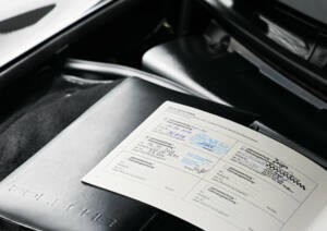 Bild 53/57 von Porsche 911 Carrera 4 (1992)