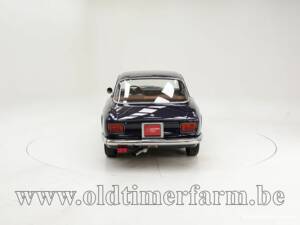 Image 7/15 de Alfa Romeo 1750 GT Veloce (1969)