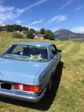 Immagine 5/5 di Mercedes-Benz 230 CE (1982)