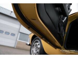 Image 27/50 of Volvo 1800 ES (1972)