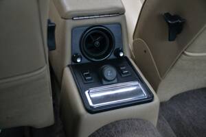 Image 22/29 de Jaguar XJ 12 (1992)