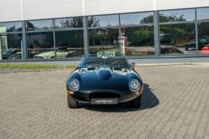 Image 12/29 de Jaguar Type E 3.8 (1961)