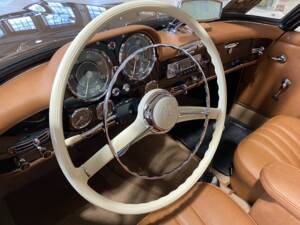 Image 16/29 de Mercedes-Benz 190 SL (1961)