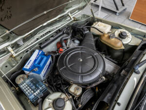 Bild 22/23 von BMW 320&#x2F;6 (1982)
